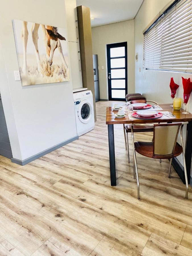Dmn City At Merensky Apartment Windhoek Ngoại thất bức ảnh